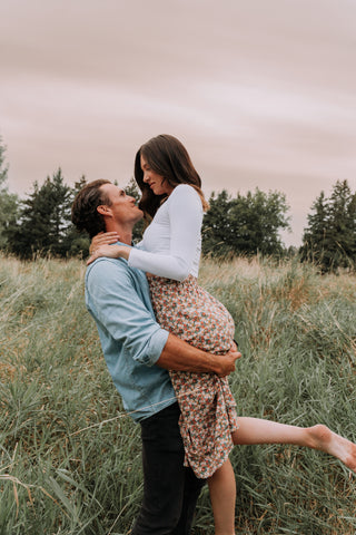 Long-sleeved bamboo crop top - white
