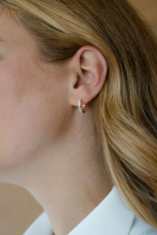 DECLAN - Boucles d’oreilles anneaux torsadées recyclées - plaqué argent