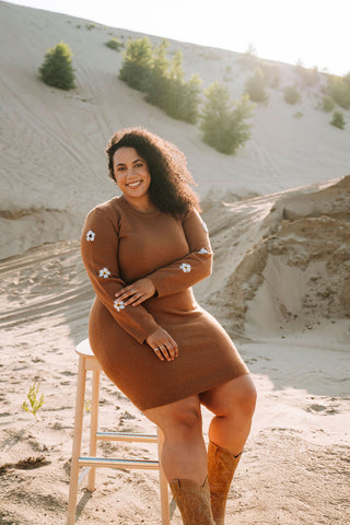 Robe SAHARA 2.0 (avec broderie de fleurs) - café