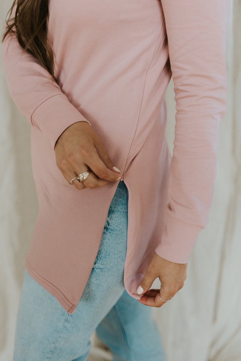 BALLOUNE DESIGN X ROSE MATERNITÉ - BÉATRICE Sweater with BRODERIE MAMAN - powder pink