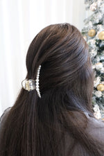 Hair clip - pearl
