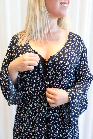 Long-sleeved floral dress - navy