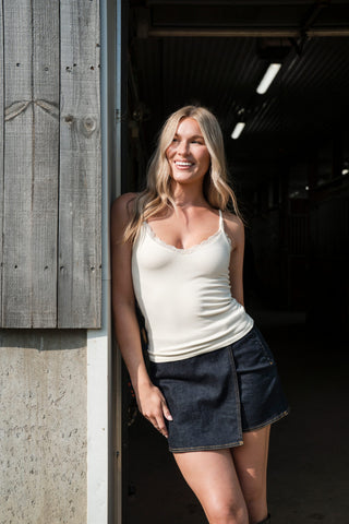Camisole côtelée en bambou avec dentelle - crème