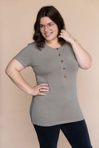 INTRIGUE button-down T-shirt - sage green