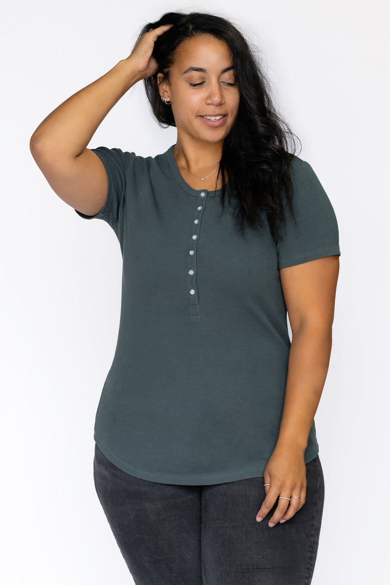 TALIA t-shirt with buttons - emerald