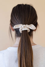 Plain loop scrunchie - beige