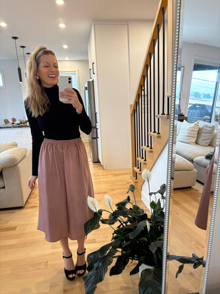 Jupe soyeuse en satin (à taille élastique) - poussière de rose