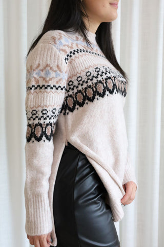 Chandail en lainage - motif hivernal