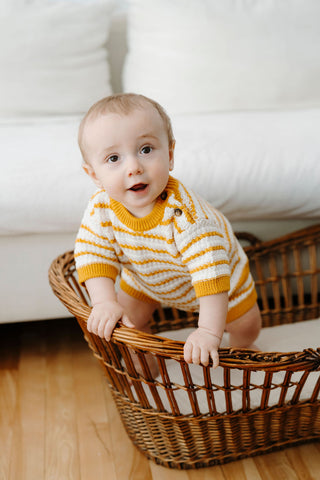 ROSE & LÉO - Petit outfit tricot - bouton d'or