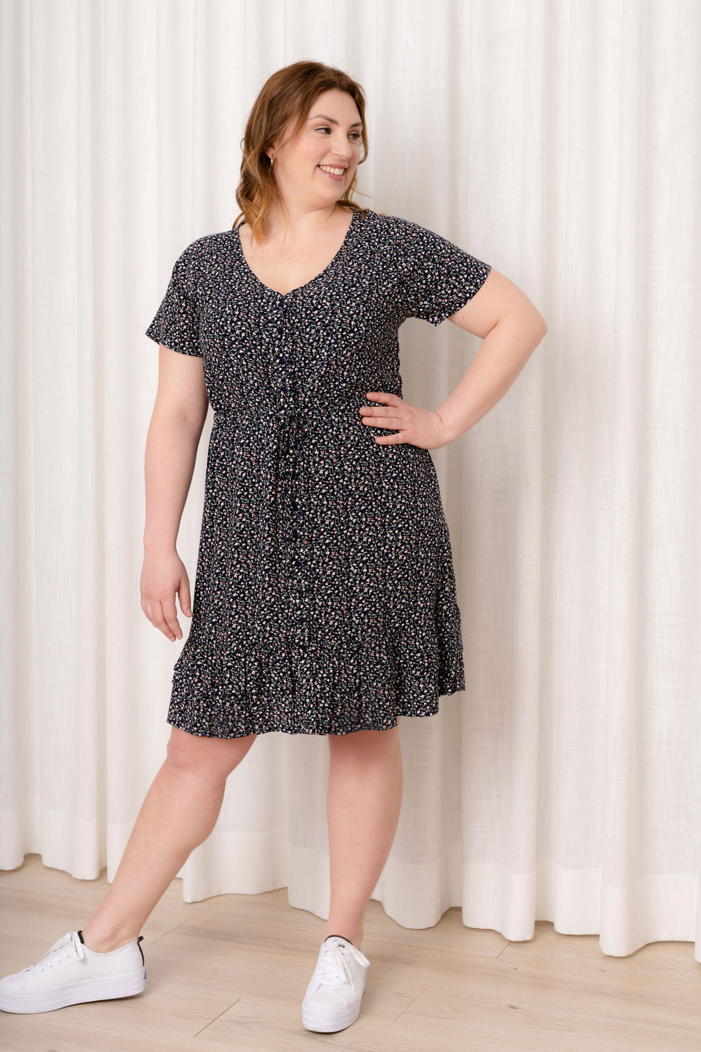 Robe grossesse longue fluide imprimé fleuri – Framboise