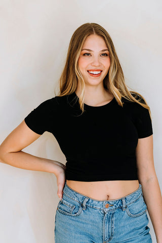 Crop top à manches courtes en bambou - noir