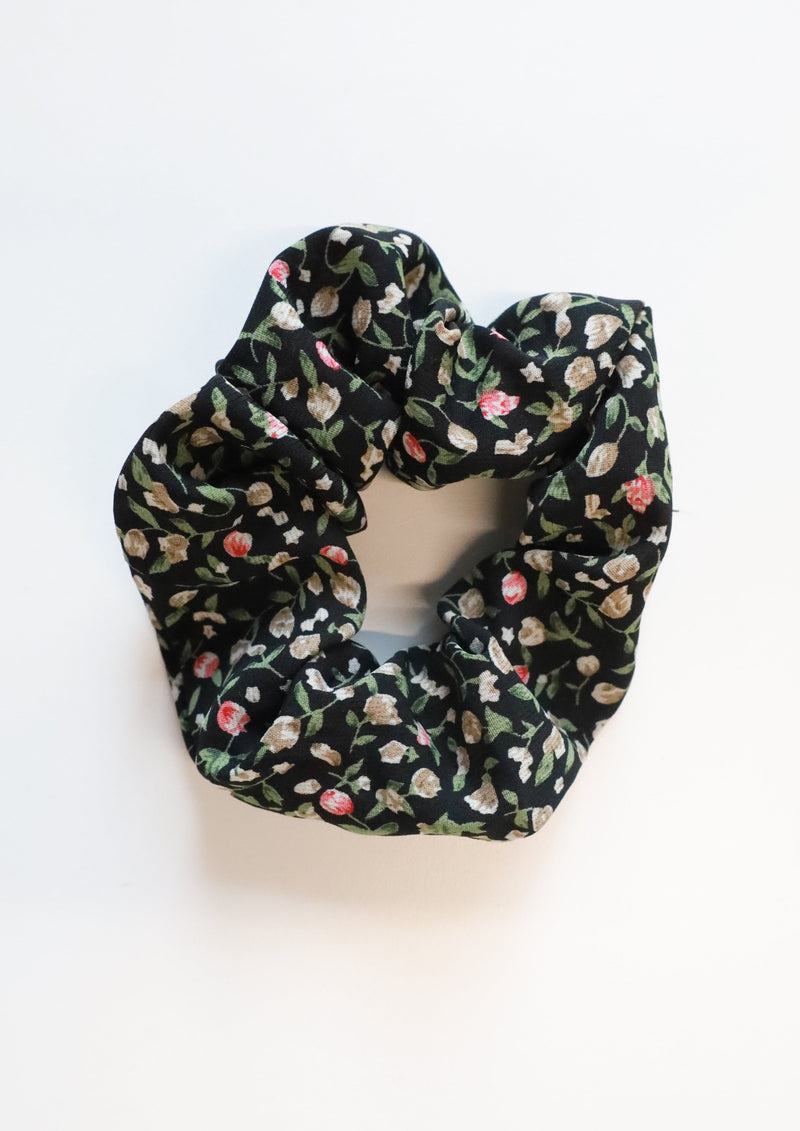 Chouchou - floral - fond noir