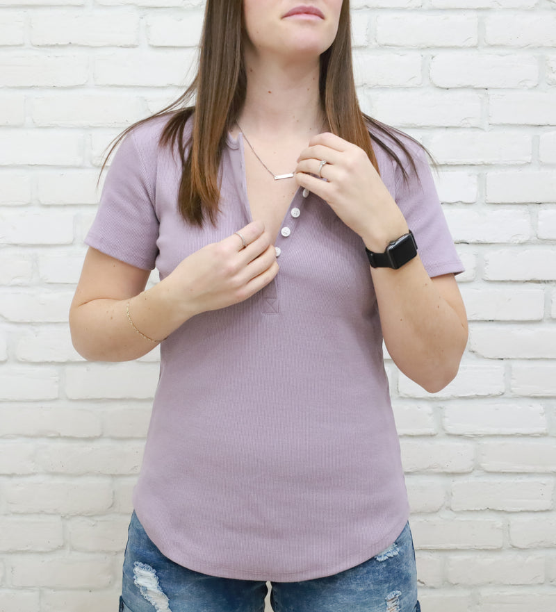 LÉGERS DÉFAUTS - T-shirt TALIA à boutons - lilas