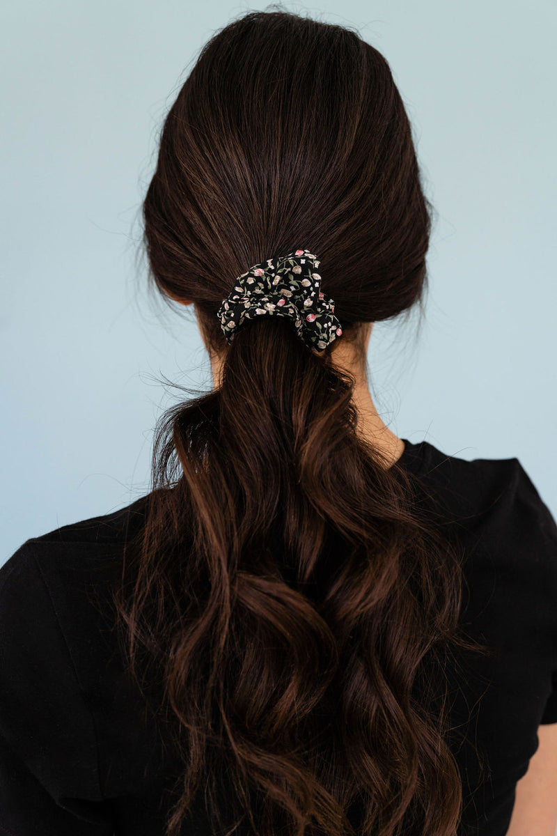 Chouchou - floral - fond noir